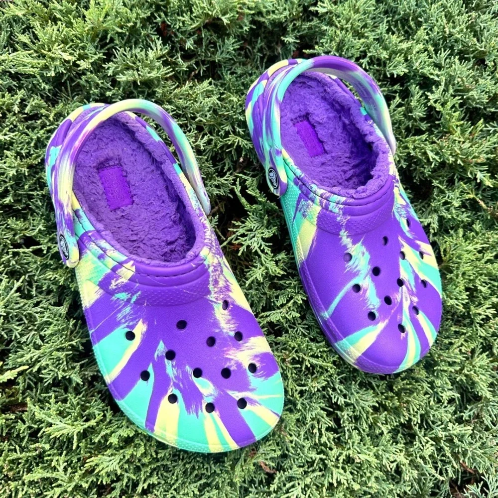 Crocs Kids' Classic Lined Marbled Tie Dye Clogs Little Kids Size J 3 Sandals